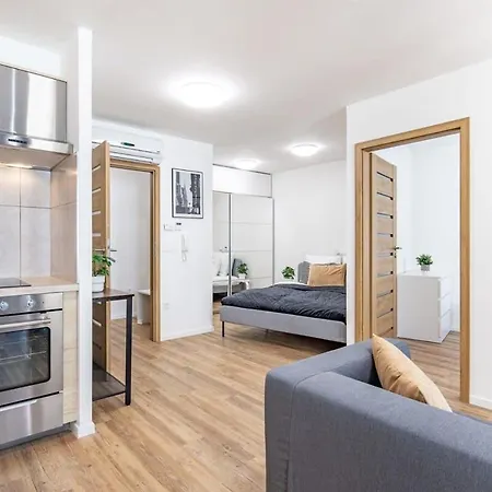 New - Comfy With Balcony *